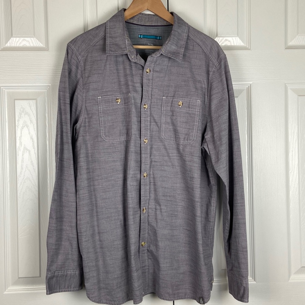 The North Face long sleeve button down, men’s XL